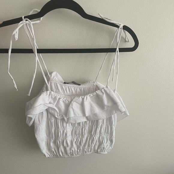 Zara Tops Zara White Cropped Shirt Poshmark